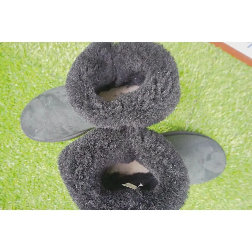 UGG Bailey Button II Water-Repellent Suede Boots - Women's Size 6